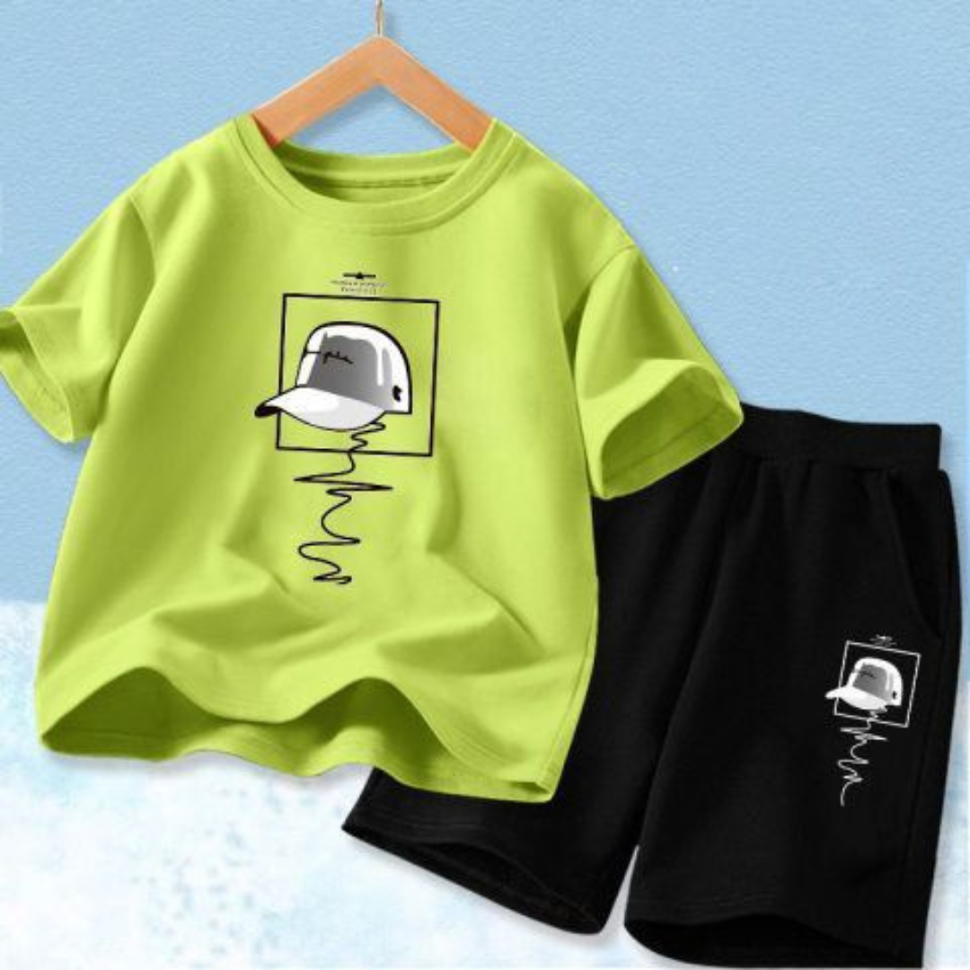 Summer Casual T-shirt and Shorts Outfit